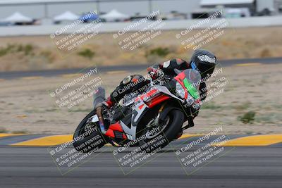 media/Jan-14-2023-SoCal Trackdays (Sat) [[497694156f]]/Turn 4 Set 2 (1030am)/